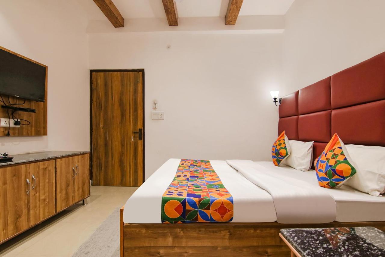 Fabhotel Grover คางกรา ภายนอก รูปภาพ